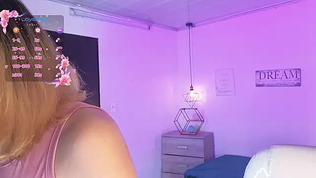 Snapshot of NinaSakura_Eup chatting on March 22, 2026, 12:07 pm NinaSakura Eup online show from March 22, 2026, 12:07 pm