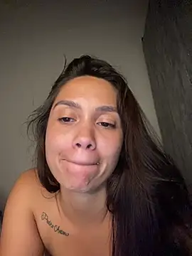 Snapshot of carolsapequinha chatting on July 4, 2026, 4:30 am carolsapequinha online show from July 4, 2026, 4:30 am