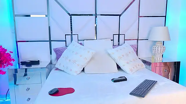 VeronicaSttar online show from February 1, 2026, 11:52 am