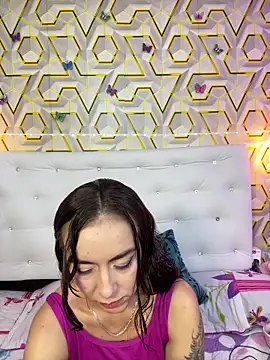 Snapshot of MelanyyJhonson15 chatting on May 14, 2026, 2:30 am MelanyyJhonson15 online show from May 14, 2026, 2:30 am