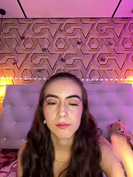 Snapshot of MelanyyJhonson15 chatting on March 12, 2026, 3:01 am MelanyyJhonson15 online show from March 12, 2026, 3:01 am