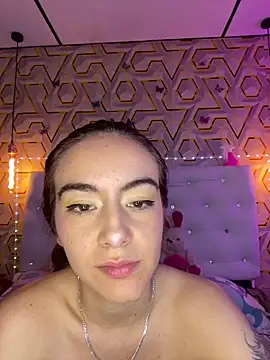 Snapshot of MelanyyJhonson15 chatting on March 1, 2026, 2:44 am MelanyyJhonson15 online show from March 1, 2026, 2:44 am