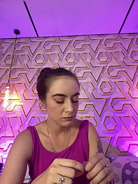 Snapshot of MelanyyJhonson15 chatting on July 8, 2026, 9:15 pm MelanyyJhonson15 online show from July 8, 2026, 9:15 pm