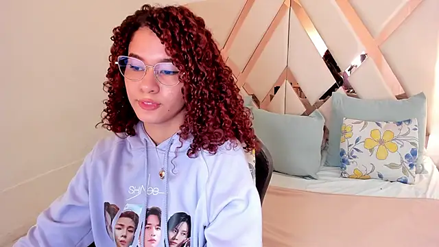 avrilwaynee online show from January 17, 2026, 12:53 pm