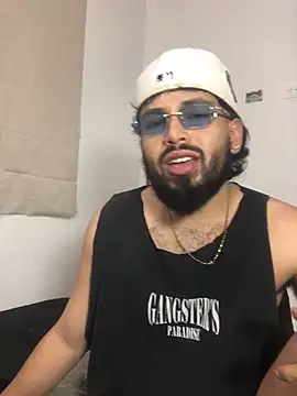 sebas-777masterr online show from February 10, 2026, 4:06 pm