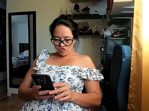 caroline 47 online show from March 24, 2026, 8:31 pm