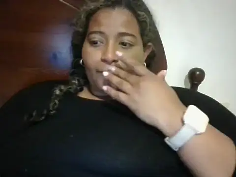 nanda6 sexy online show from March 23, 2026, 9:47 pm