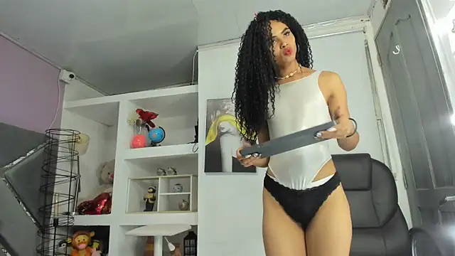 Zaira sofiaa online show from March 4, 2026, 2:08 am