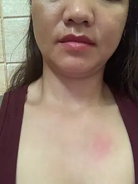 Snapshot of Diana-sexyy chatting on February 11, 2026, 2:22 am Diana-sexyy online show from February 11, 2026, 2:22 am