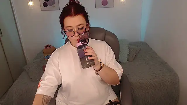 Snapshot of selene_rouse_ chatting on June 20, 2026, 10:59 pm selene rouse online show from June 20, 2026, 10:59 pm