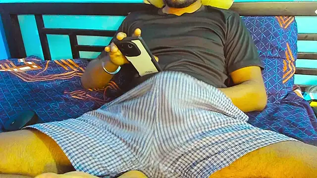Suck my fuckin dick bitch online show from February 15, 2025, 9:06 pm