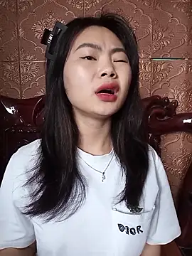 Lynk2x online show from December 3, 2025, 4:57 am