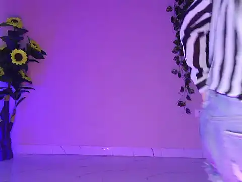 Snapshot of Saira_Hotty chatting on February 15, 2026, 8:13 am Saira Hotty online show from February 15, 2026, 8:13 am