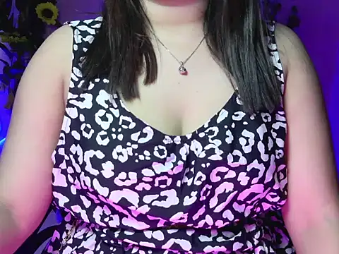 Snapshot of Saira_Hotty chatting on February 13, 2026, 3:39 am Saira Hotty online show from February 13, 2026, 3:39 am