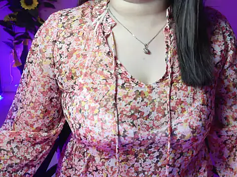 Snapshot of Saira_Hotty chatting on February 19, 2026, 4:09 am Saira Hotty online show from February 19, 2026, 4:09 am