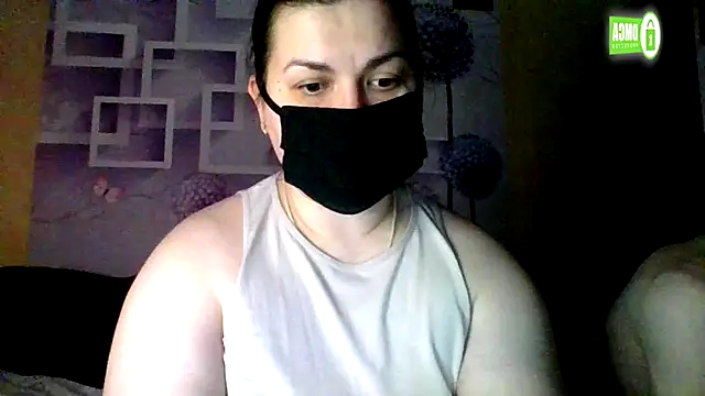 honey sweet couple online show from January 16, 2026, 5:50 pm