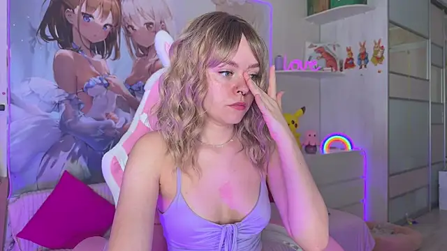CheekySashaCharm online show from July 8, 2026, 12:50 pm