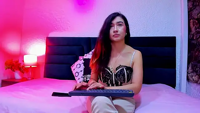 Snapshot of VictoriaRouge_ chatting on March 9, 2026, 3:54 am VictoriaRouge online show from March 9, 2026, 3:54 am