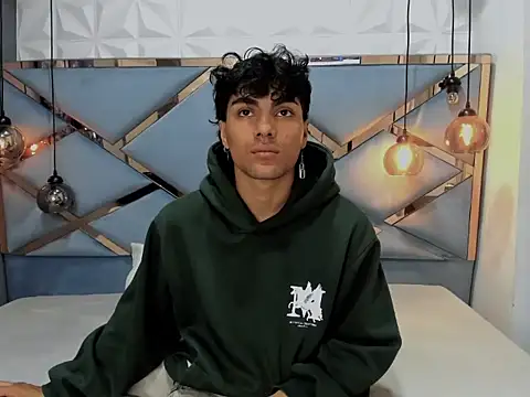 MattFiore online show from January 7, 2026, 5:40 pm