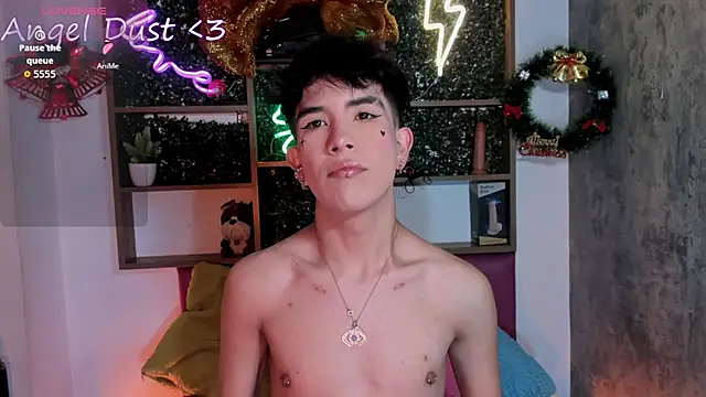 Angeldust19 online show from December 23, 2025, 4:23 am