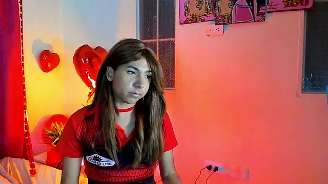 Hopemoretti online show from February 13, 2026, 2:33 am