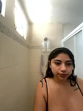 Snapshot of Monica17 chatting on January 6, 2026, 8:13 pm Monica17 online show from January 6, 2026, 8:13 pm