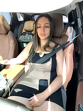 BelleRune online show from September 20, 2025, 12:21 pm