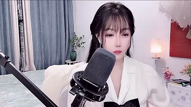 Laura 520 online show from June 20, 2026, 1:16 pm