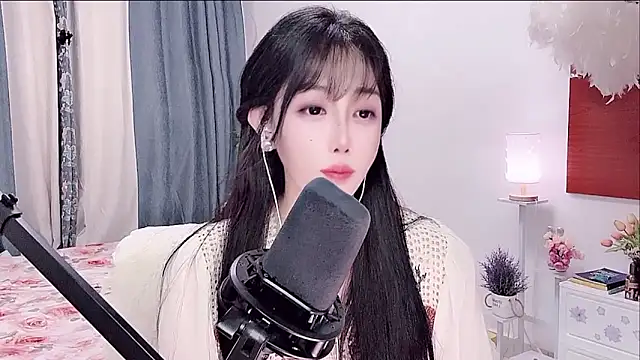 Laura 520 online show from June 16, 2026, 1:11 pm