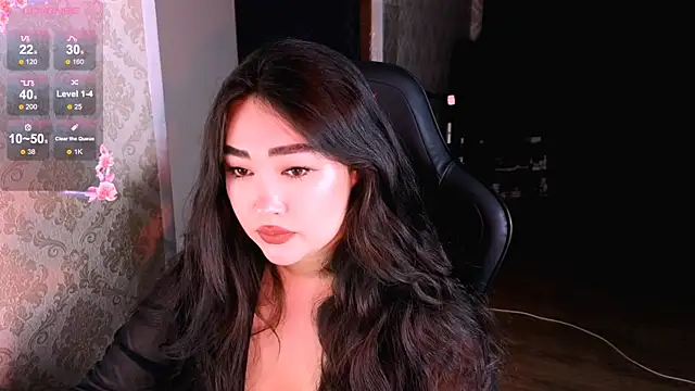 Snapshot of Emma_Uilson chatting on April 4, 2026, 10:38 pm Emma Uilson online show from April 4, 2026, 10:38 pm