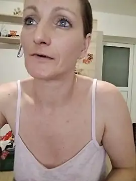 CrazyMaya39 online show from June 17, 2026, 8:41 pm