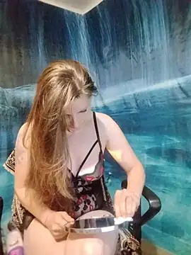 CrazyMaya39 online show from July 28, 2026, 9:36 pm