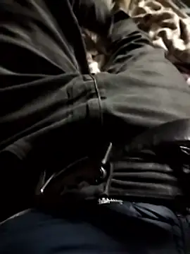 Snapshot of jay141125 chatting on January 12, 2026, 2:24 pm jay141125 online show from January 12, 2026, 2:24 pm