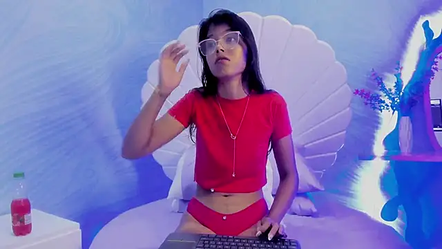 arietta skinny online show from November 17, 2025, 7:40 pm