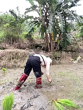 pitty mymi online show from March 12, 2026, 8:29 am