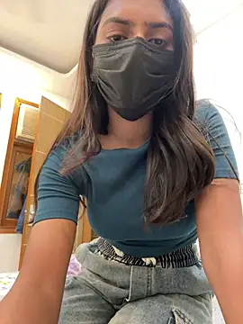 sexyayeshadesi online show from April 21, 2026, 6:25 pm