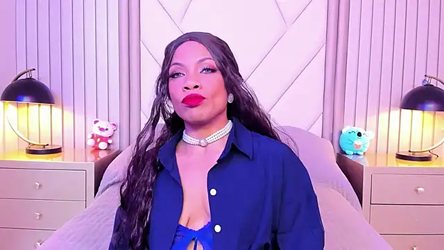 LailaDavidson online show from July 11, 2026, 12:27 pm
