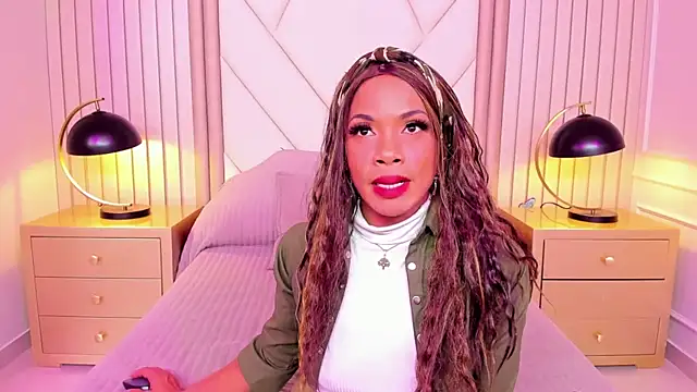 LailaDavidson online show from June 23, 2026, 12:14 pm