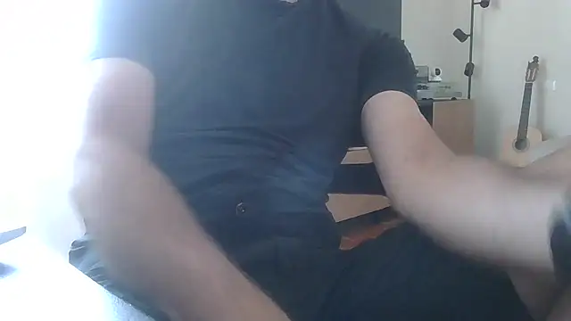 Ilsexyvizietto online show from April 19, 2026, 9:43 am