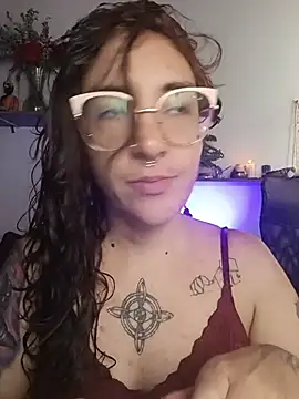 Melinerd online show from July 16, 2026, 6:05 pm