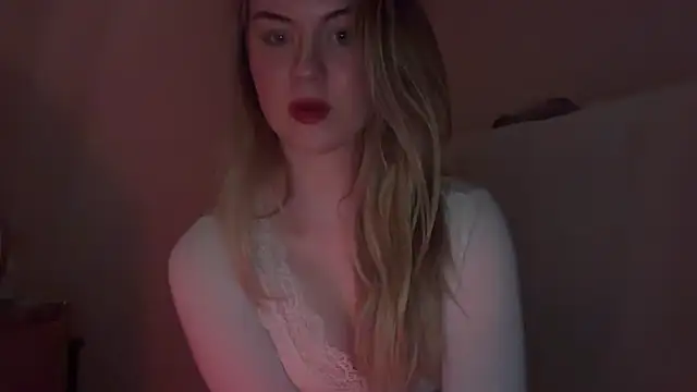 Josefinswe online show from March 4, 2026, 8:16 pm