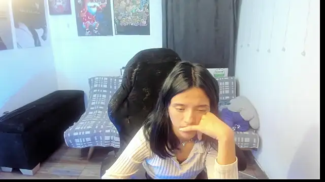 Candy  Girll18 online show from February 23, 2026, 8:26 am