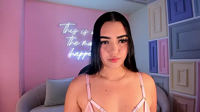 Snapshot of SophieLanne chatting on February 25, 2026, 4:23 am SophieLanne online show from February 25, 2026, 4:23 am