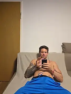 Snapshot of Mystery_Mark chatting on June 21, 2026, 3:40 pm Mystery Mark online show from June 21, 2026, 3:40 pm