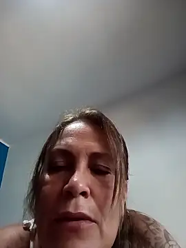 Tatitahot69 online show from January 7, 2026, 5:51 pm