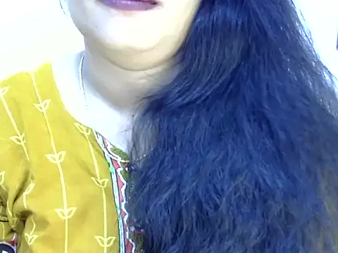 Muskan Jha online show from May 19, 2026, 1:32 am