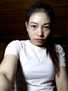  Su-Su  online show from December 17, 2025, 10:59 pm