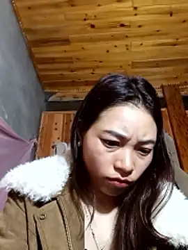  Su-Su  online show from February 3, 2026, 11:43 pm