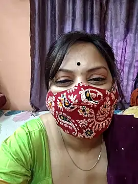 Cute-richa1 online show from January 17, 2026, 5:44 am