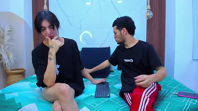 Loversinfire2 online show from July 18, 2026, 1:36 am